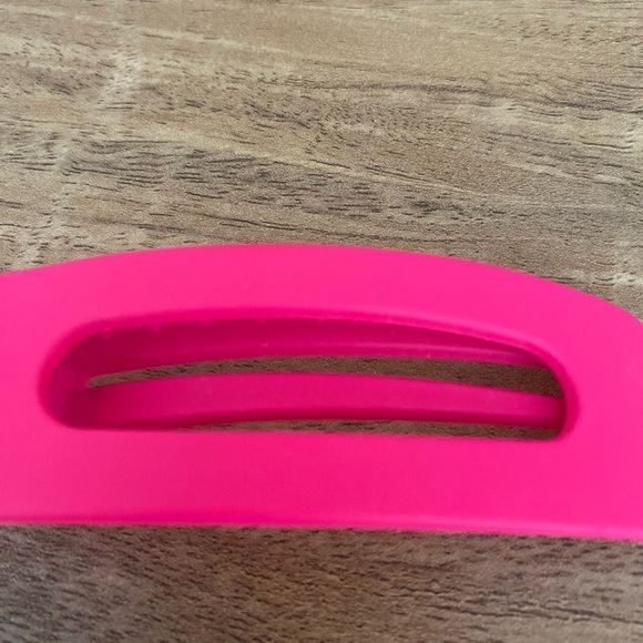 SOLD - Kitsch Barbie Inspired Hair Clips Set - Picture 5 of 13